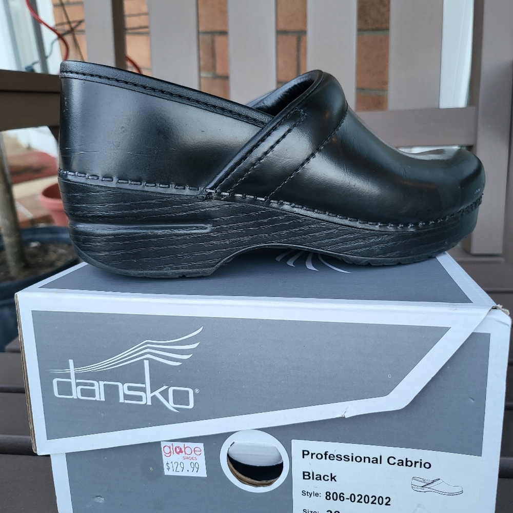 Dansko clogs - Picture 7 of 9